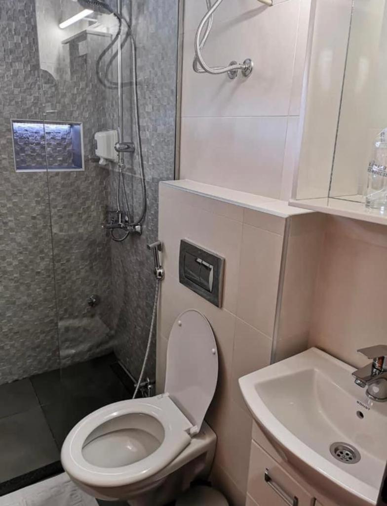 Hotel Ideall Podgorica Ngoại thất bức ảnh